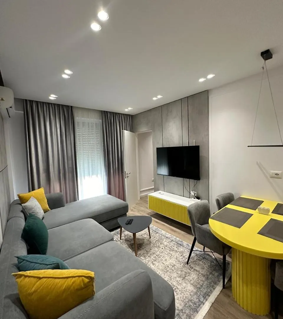 Escape Luxury Apartment 2 Shengjin 0*,