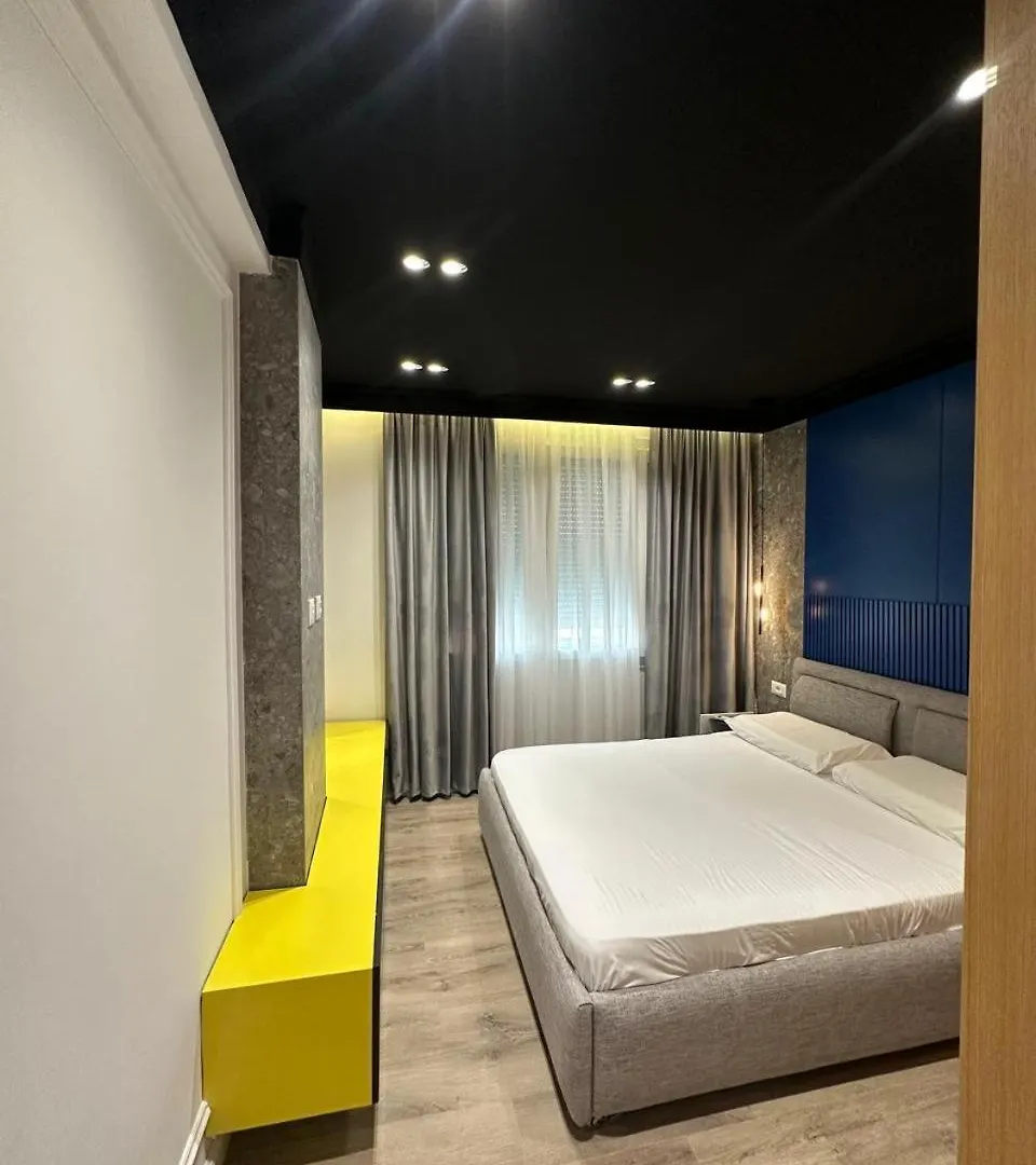 Escape Luxury Apartment 2 Shengjin